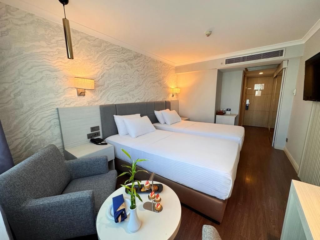 DEDEMAN İSTANBUL