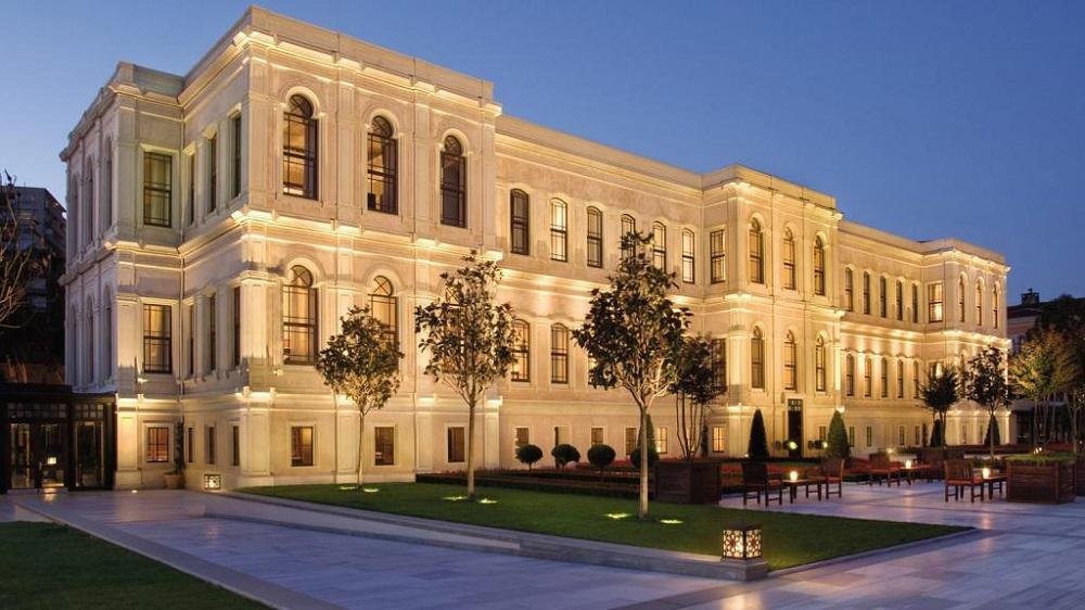 FOUR SEASONS İSTANBUL