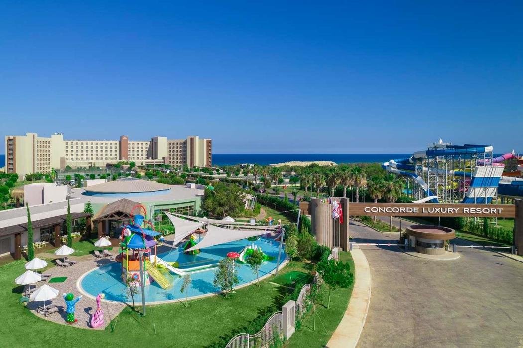 CONCORDE LUXURY HOTEL