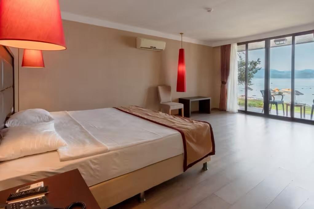 Fortezza Beach Resort