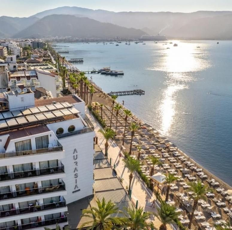AURASİA BEACH