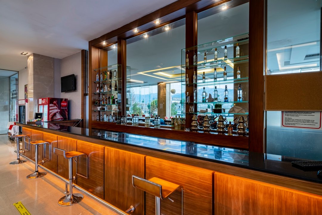 JURA HOTELS