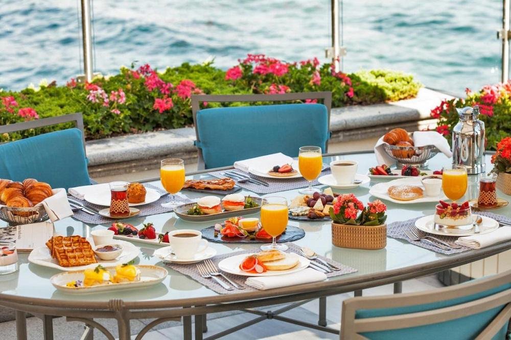 FOUR SEASONS İSTANBUL