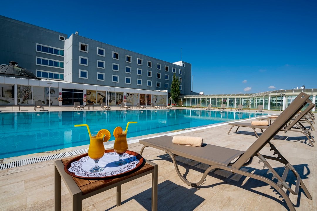 JURA HOTELS