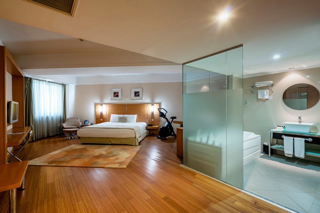 JURA HOTELS